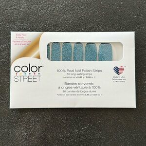 NWT Color Street Sparkling Blue Nail Strips